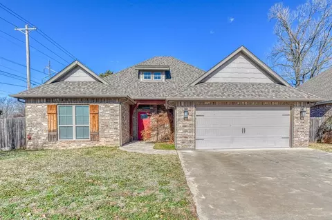 2325 Rivercross Ct, Norman, OK 73072