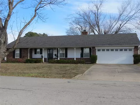 2104 Grisso Dr, Seminole, OK 74868