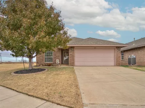 2453 NW 198th St, Edmond, OK 73012