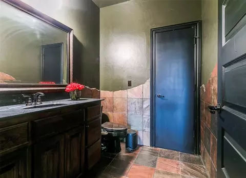 Bath - 307 Summit Bnd, Norman, OK 73071 photo 6 of 6