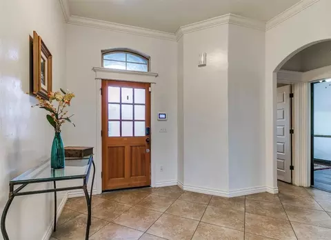 Entry Way - 307 Summit Bnd, Norman, OK 73071 photo 1 of 3