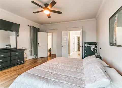 Bedroom - 307 Summit Bnd, Norman, OK 73071 photo 2 of 4