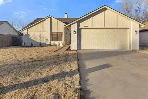 2201 Gebron Dr, Edmond, OK 73003