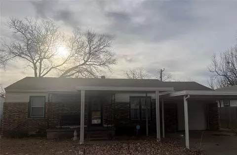 2416 NW 40th St, Oklahoma City, OK 73112