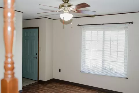 Living - 503 N Sheb Wooley Ave, Erick, OK 73645 photo 1 of 4