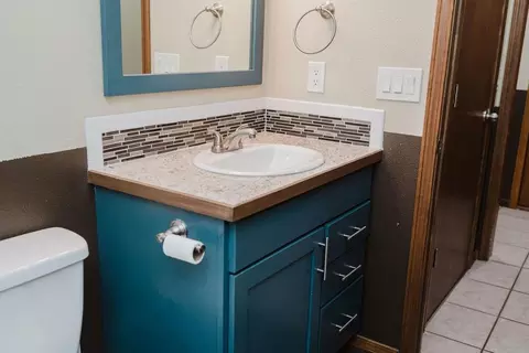 Bath - 503 N Sheb Wooley Ave, Erick, OK 73645 photo 1 of 6