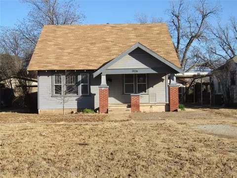 1424 N Lee St, Altus, OK 73521