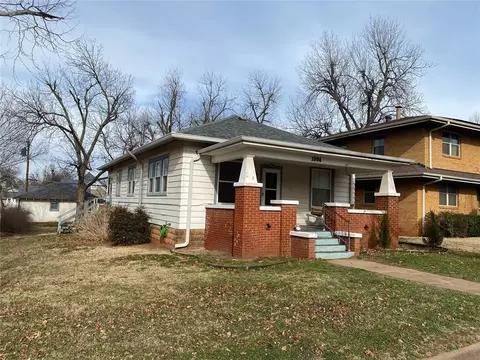1004 E Noble, Guthrie, OK 73044