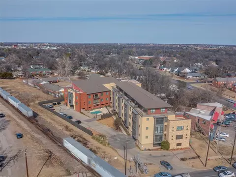 View/Area - 401 E Boyd St #305, Norman, OK 73069 photo 2 of 2