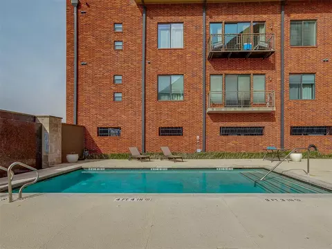 Exterior - 401 E Boyd St #305, Norman, OK 73069 photo 8 of 15