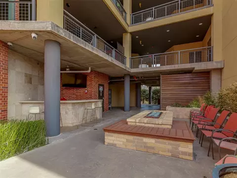 Exterior - 401 E Boyd St #305, Norman, OK 73069 photo 11 of 15