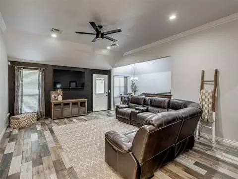 3209 SE 33rd St, Moore, OK 73160 photo 3