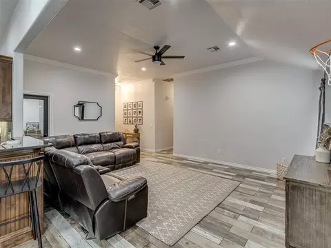 3209 SE 33rd St, Moore, OK 73160 photo 6