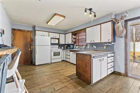 Kitchen - 133 E 7th St, Hydro, OK 73048 photo 1 of 2