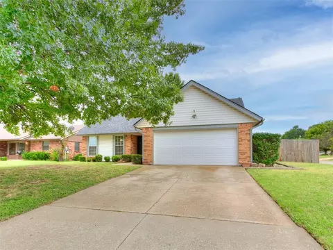 805 Mallard Ave, Edmond, OK 73003