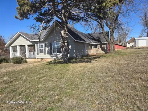 Other - 201 E 4th St, Cement, OK 73017 photo 4 of 7