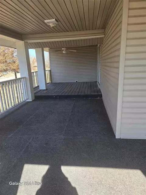 Exterior - 201 E 4th St, Cement, OK 73017 photo 1 of 3