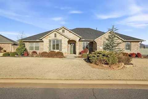 1225 N Northridge Blvd, Altus, OK 73521