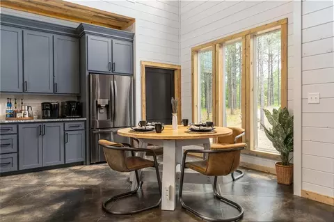 Dining - 149 Bear Pine Trl, Broken Bow, OK 74728 photo 1 of 2