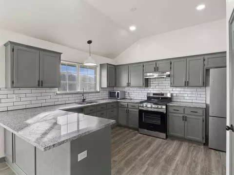 Kitchen - 1701 Sumac Dr, Norman, OK 73071 photo 1 of 5