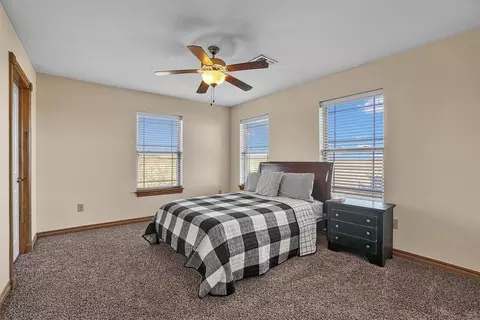 Bedroom - 20966 E County Road 155, Altus, OK 73521 photo 4 of 11