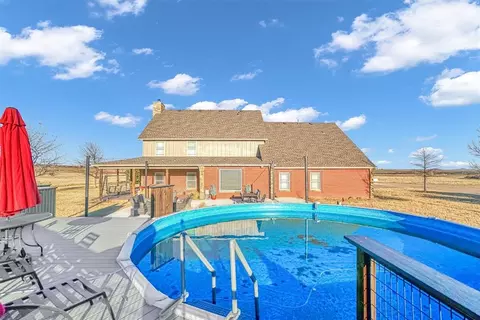 Exterior - 20966 E County Road 155, Altus, OK 73521 photo 3 of 5
