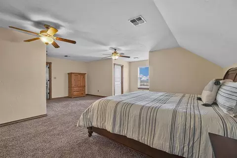 Bedroom - 20966 E County Road 155, Altus, OK 73521 photo 10 of 11