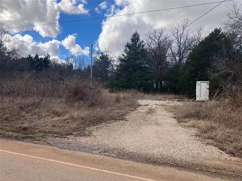9722 S Coyle Rd, Coyle, OK 73027 photo 2