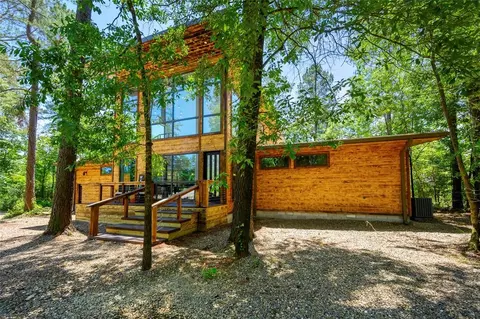 83 Hickory Creek Trl, Broken Bow, OK 74728