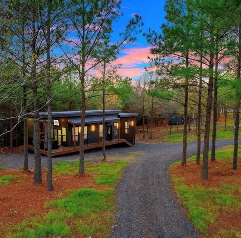 934 Lukfata Fork Trl, Broken Bow, OK 74728