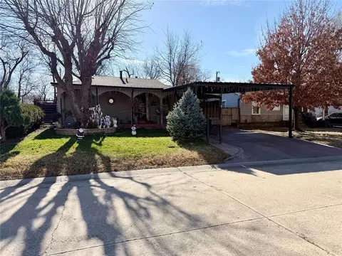 6112 NW 55th St, Warr Acres, OK 73122