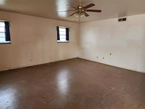 214 Pawnee Rd, Burns Flat, OK 73624 photo 12
