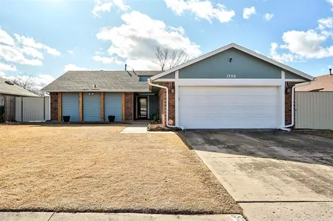 1356 NW 6th Pl, Moore, OK 73170