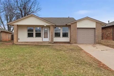 12404 SW 13th St, Yukon, OK 73099