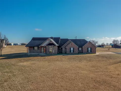 24590 N May Ave, Edmond, OK 73025