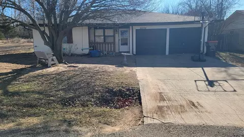 20332 Walker St, Harrah, OK 73045