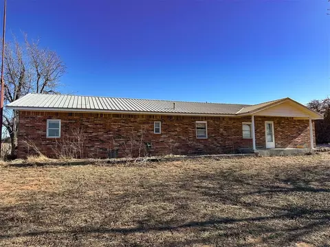 40001 Us Highway 281 Hwy, Apache, OK 73006