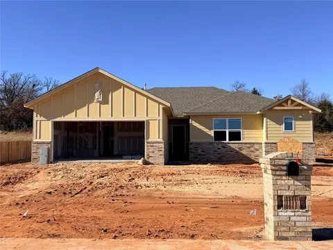 717 Stella Trl, Guthrie, OK 73044