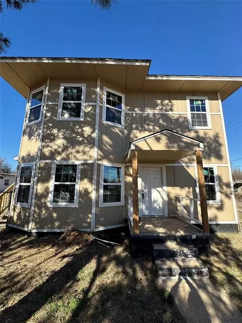 1137 NE 18th St, Oklahoma City, OK 73111