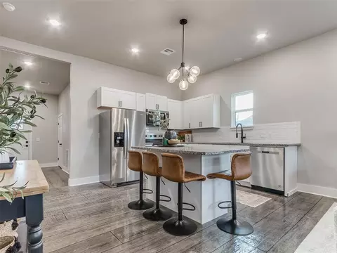 Kitchen - 805 E Harrison Ave, Guthrie, OK 73044 photo 1 of 2