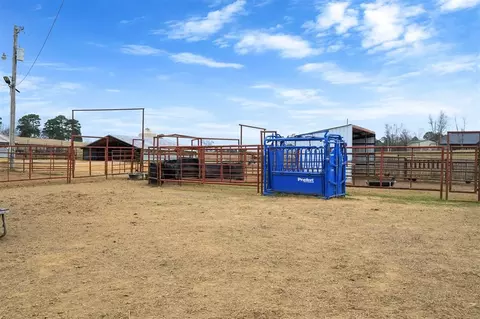 Exterior - 2539 Rhoden Rd, Broken Bow, OK 74728 photo 9 of 9