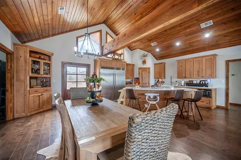 Dining - 2539 Rhoden Rd, Broken Bow, OK 74728 photo 2 of 2