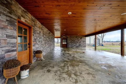 Exterior - 2539 Rhoden Rd, Broken Bow, OK 74728 photo 1 of 9