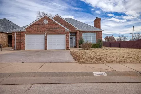 1219 Regency Ct, Kingfisher, OK 73750