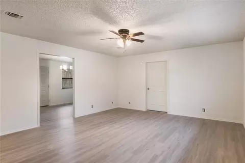 Living - 1154 St Marks Loop, Idabel, OK 74745 photo 1 of 3