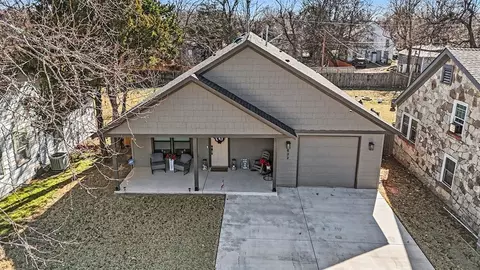 Exterior - 622 E Gray St, Norman, OK 73071 photo 3 of 9