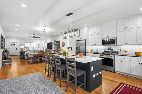 Kitchen - 622 E Gray St, Norman, OK 73071 photo 3 of 6