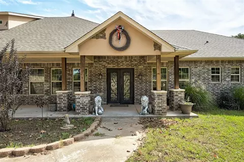 19914 Lions Cir, Luther, OK 73054