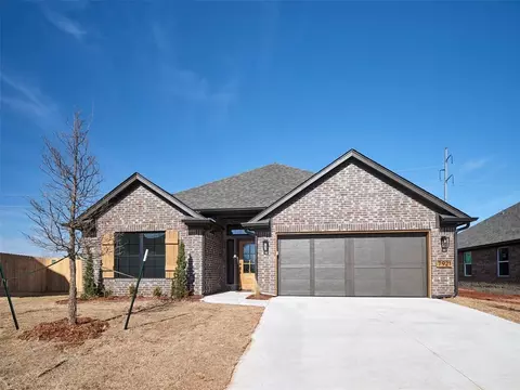 7921 NW 163rd St, Oklahoma City, OK 73013