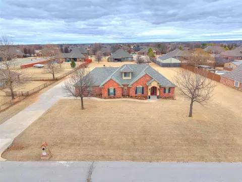 4605 E Pikeys Trl, Tuttle, OK 73089 photo 7